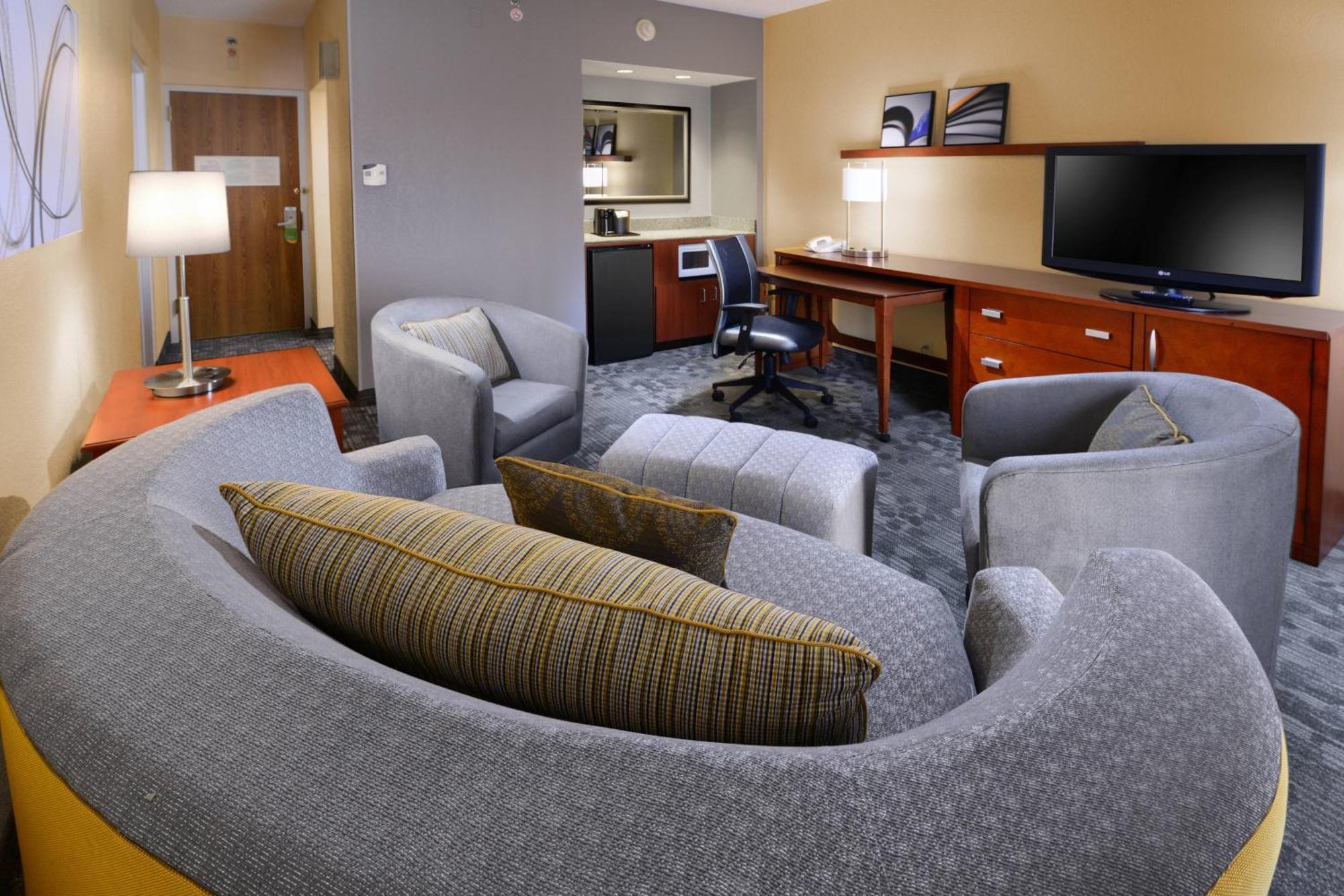 Courtyard By Marriott Oklahoma City Airport Exterior foto